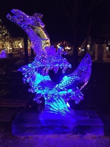Leaping Salmon Ice Sculpture
